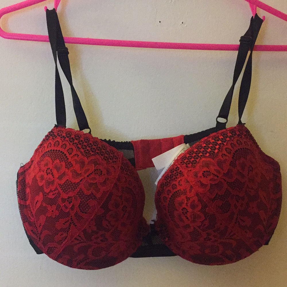 Lacey red bra